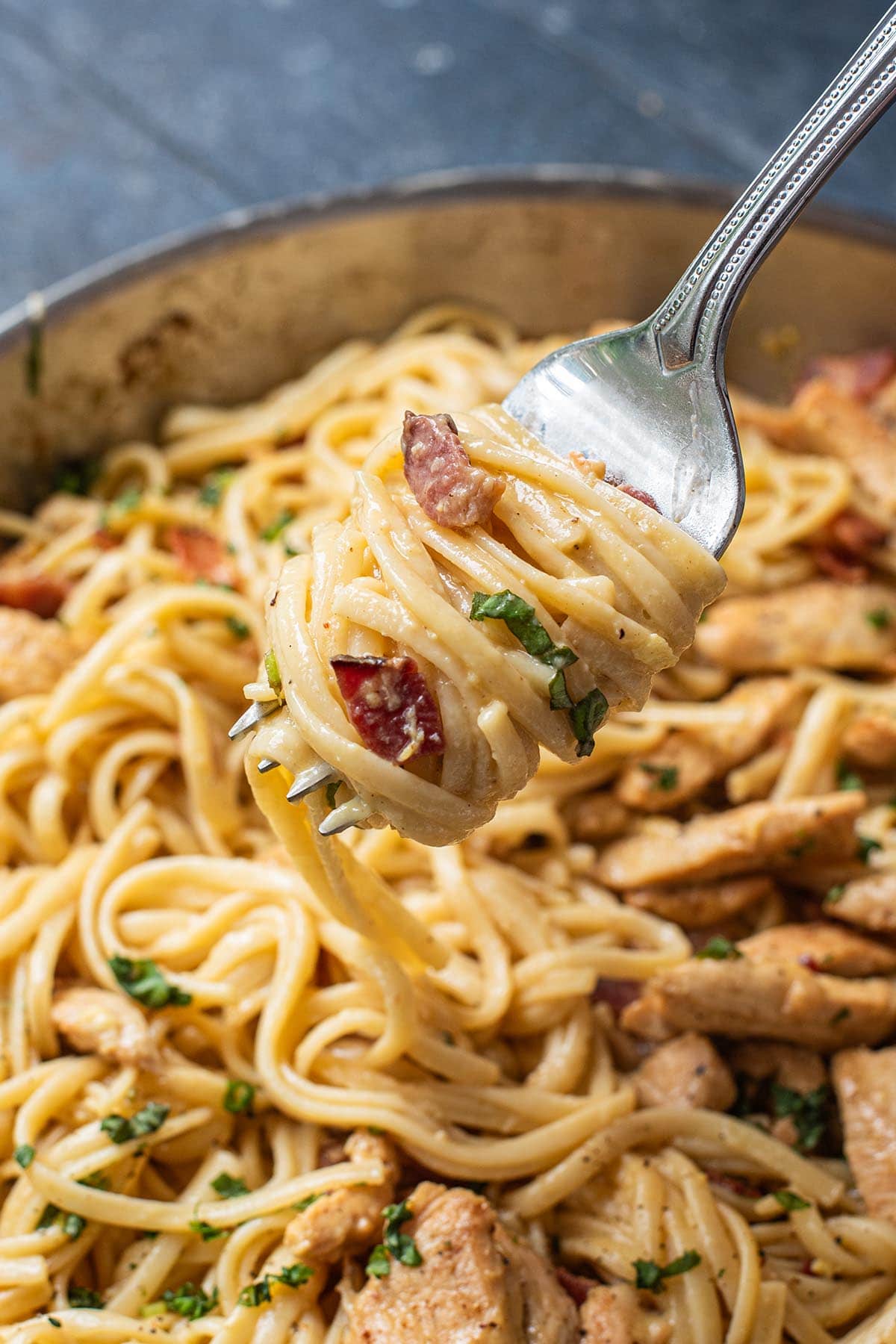 Chicken Carbonara: A Creamy, Hearty Twist on the Classic